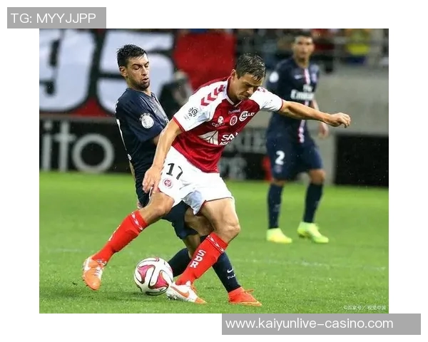 兰斯与里昂实力对比分析谁在法甲联赛中更具竞争力